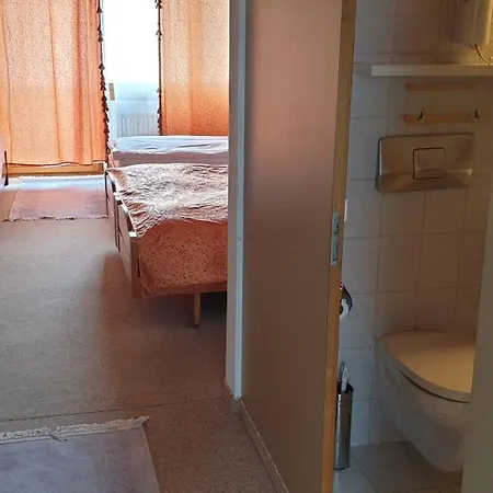 Bellevue-baeren Krattigen